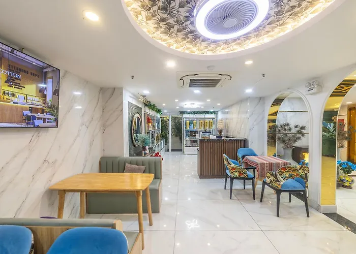 Tiffany Hotel & Restaurant