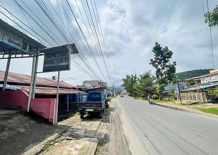 Homestay Rand'S Kopi Pandan Syariah Mitra Reddoorz