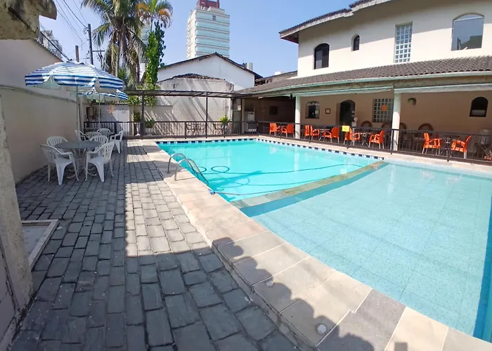 Pousada Parque Suites - Estacionamento e Piscina na Enseada