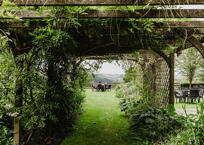 Mallyan Spout Hotel