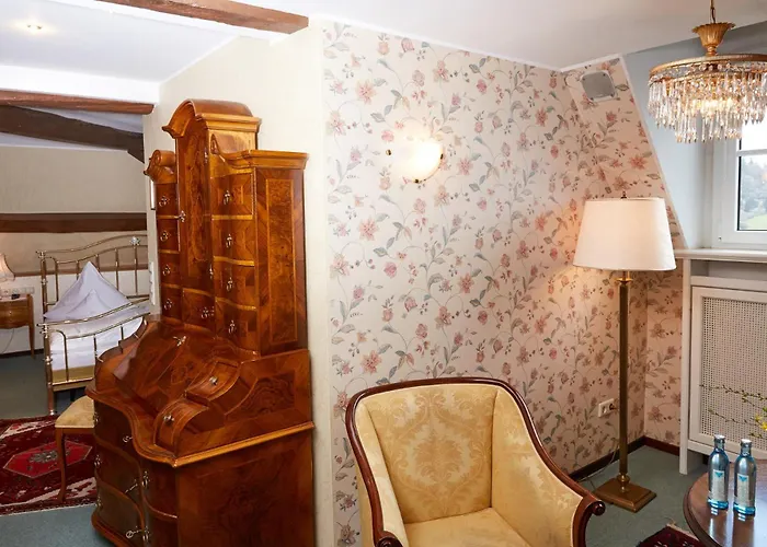 Schloßhotel Kurfürstliches Amtshaus Dauner Burg