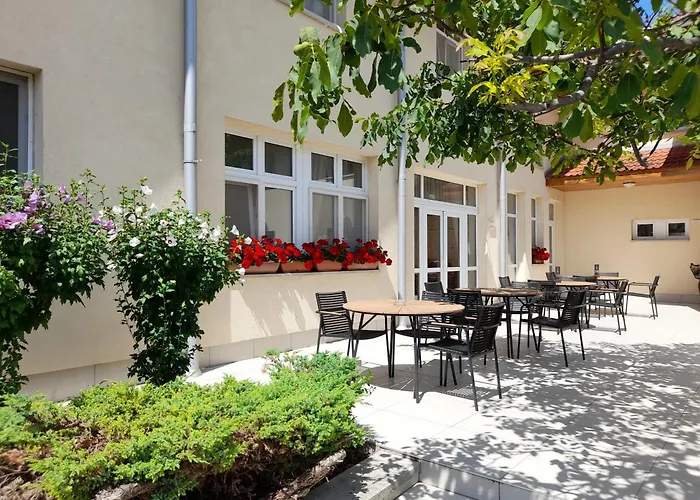 Hotel Platan