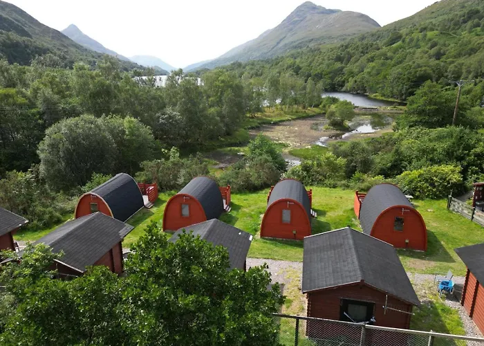 Macdonald Hotel & Cabins