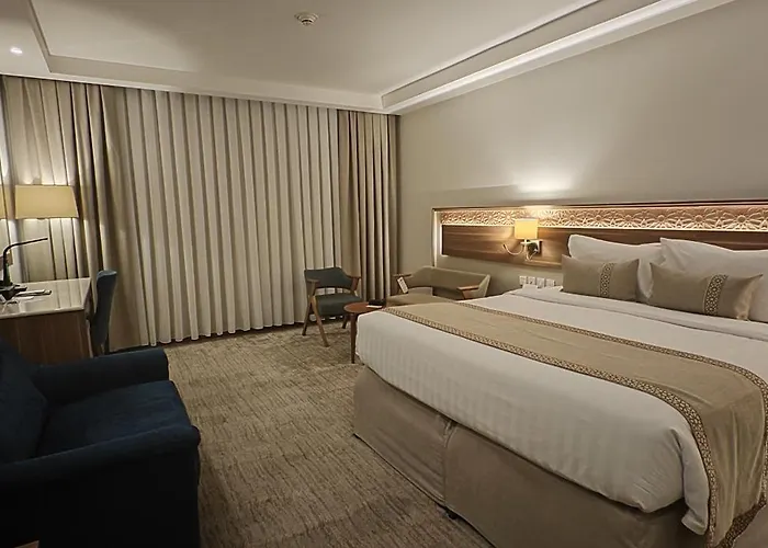 Bosphorus Hotel - Waqf Safi