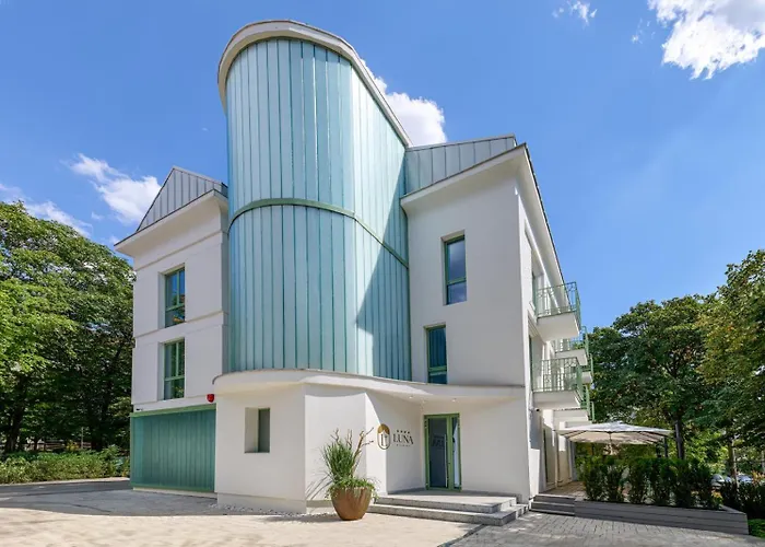 Luna Residence