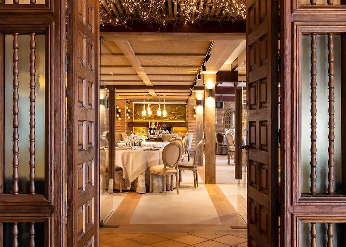 Los Rosales Hotel