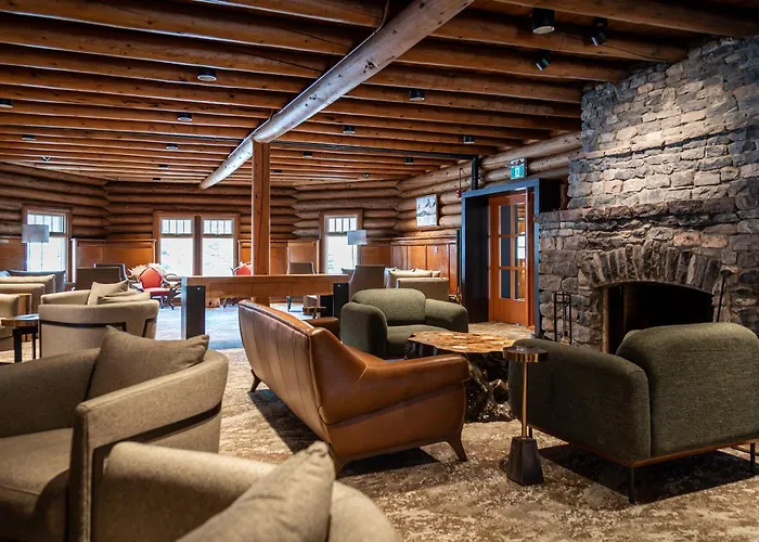 The Lodge At Bow Lake