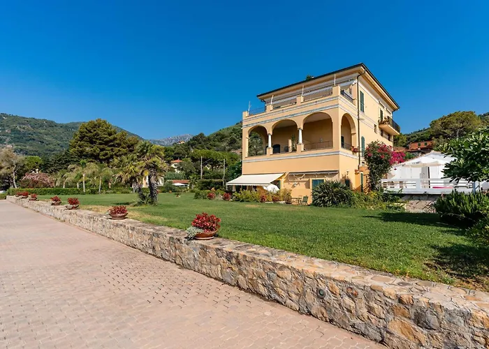 Apartment Loggia Sul Mare By Interhome