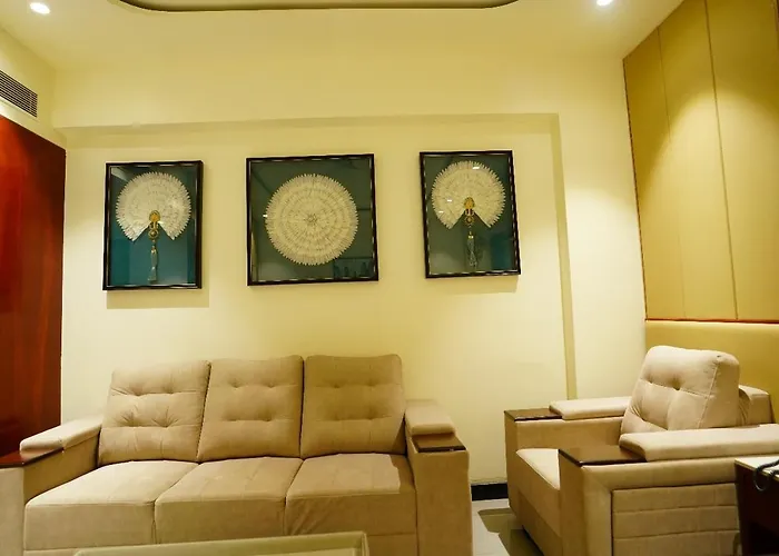 Hotel Shreyas Grand Ananthapuramu