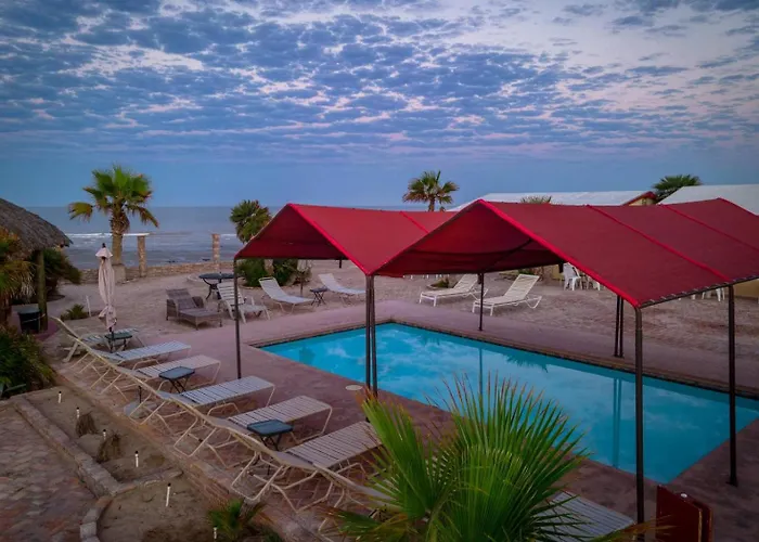 1-Bedroom Beach Studio - Serene Getaways.