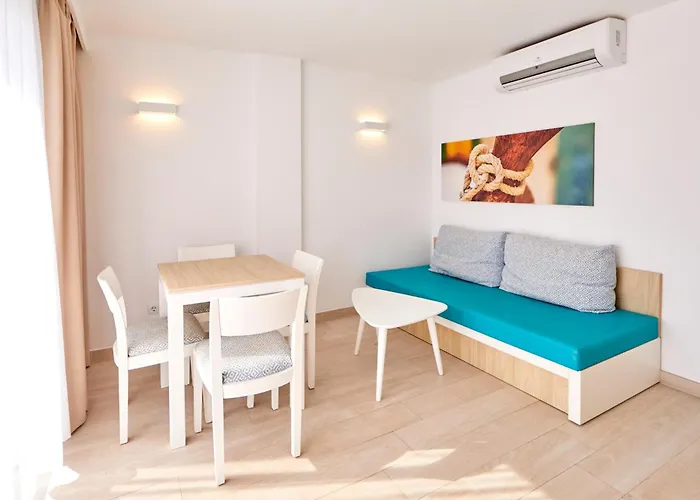 Sun Beach Santa Ponça