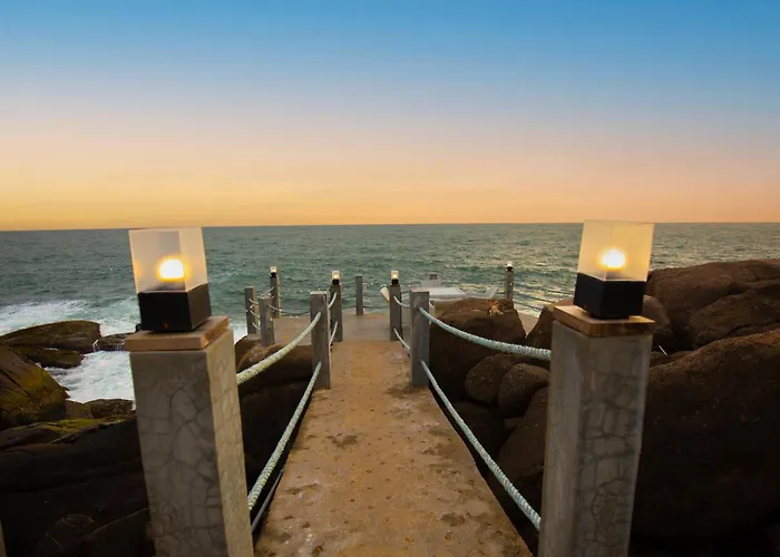 Hotel Zeilan Sunset Point