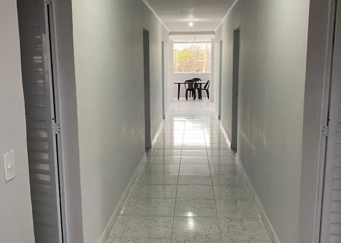 Suite1 a 3 quadras da praia