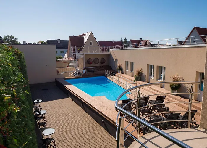 Hotel Vesiroos