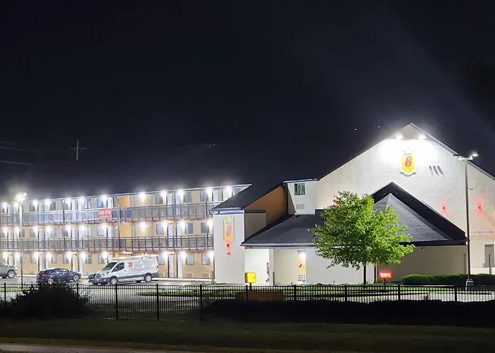 Super 8 By Wyndham Vandalia/Dayton International Airport