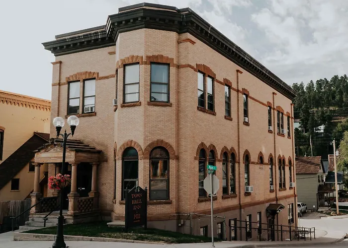 Town Hall Inn