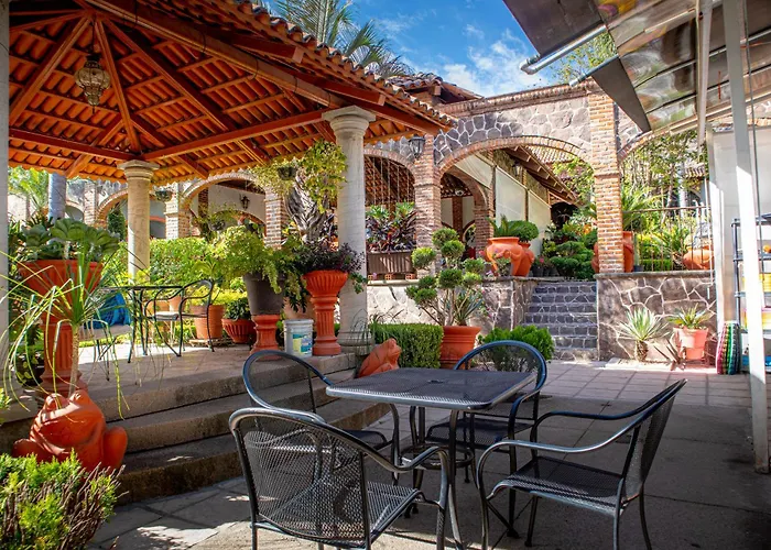 Hotel El Dorado - Cerca De Chapala Y Del Aeropuerto