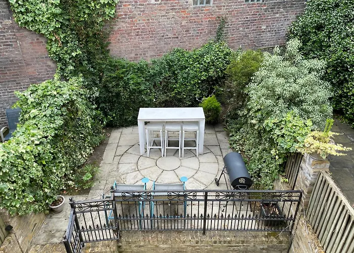 5 Bed House - Fancy - Sleep Up To 12 - Central London
