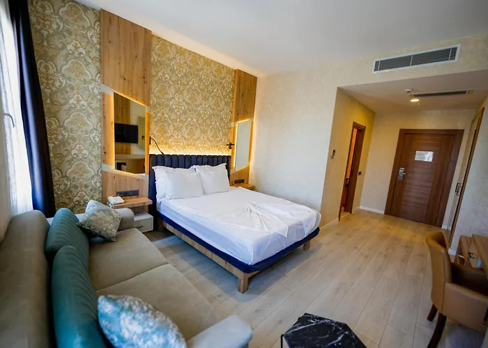 Isnova Hotel Airport