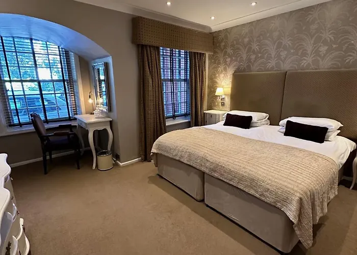 Langtry Manor Hotel