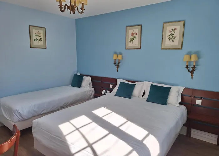 Hotel De Charme La Bonne Adresse - Logis Hotels
