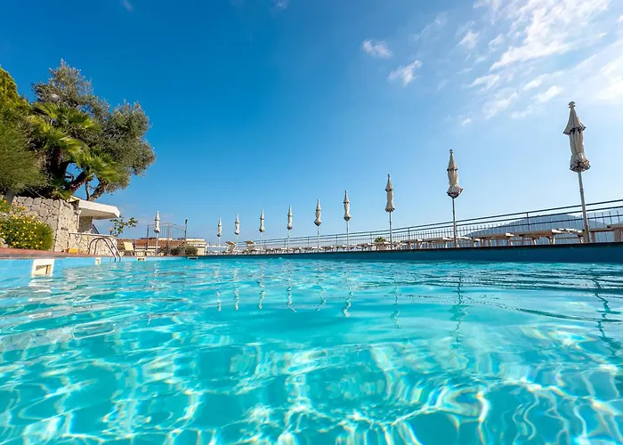 Hotel Cristina