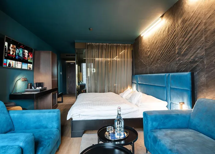 Boutique Hotel11 With Rooftop Spa