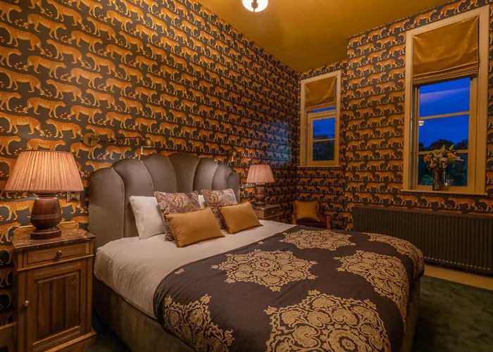 Albero Bedrooms