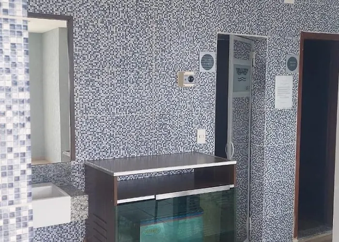 Flat com varanda, quarto de Morador Hotel 1112