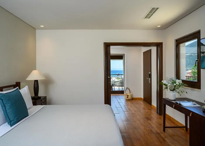 Elisso Hotel