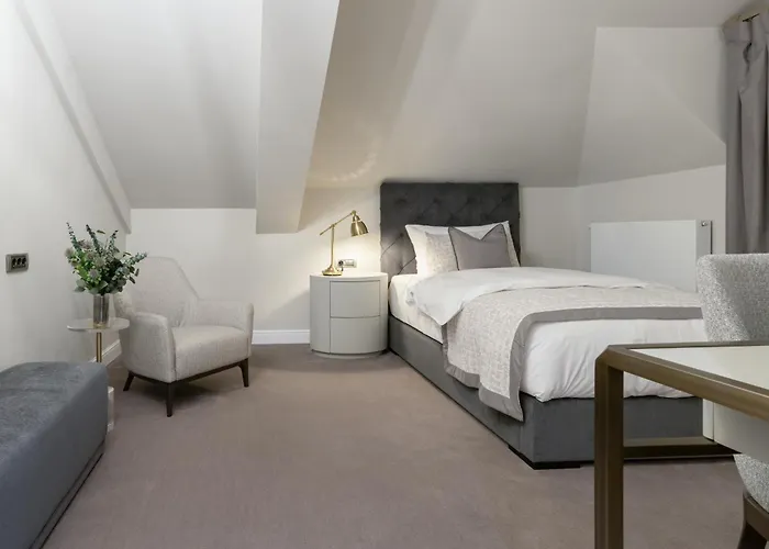 Reea Boutique Hotel