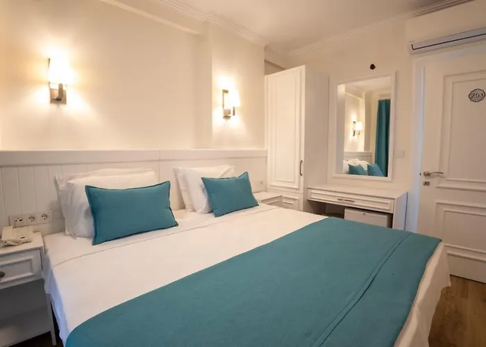 Kairos Hotel