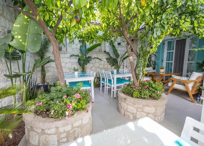 Kairos Hotel