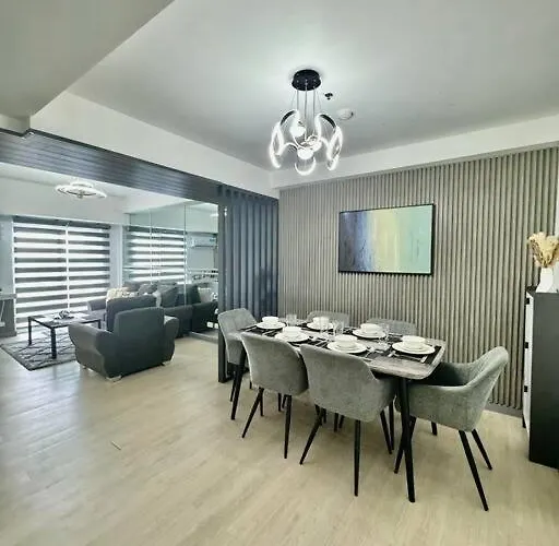 2Br Mountain View Cabin - The Bali Corner At Azure North