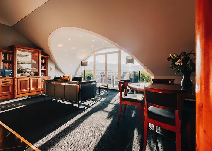 DAS v EVERT Hotel - am Congress Centrum Würzburg