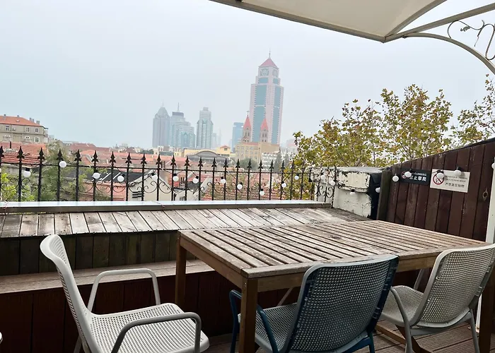 Qingdao Kaiyue Hotel Zhongshan Road St Michael'S Cathedral And Zhanqiao Pier