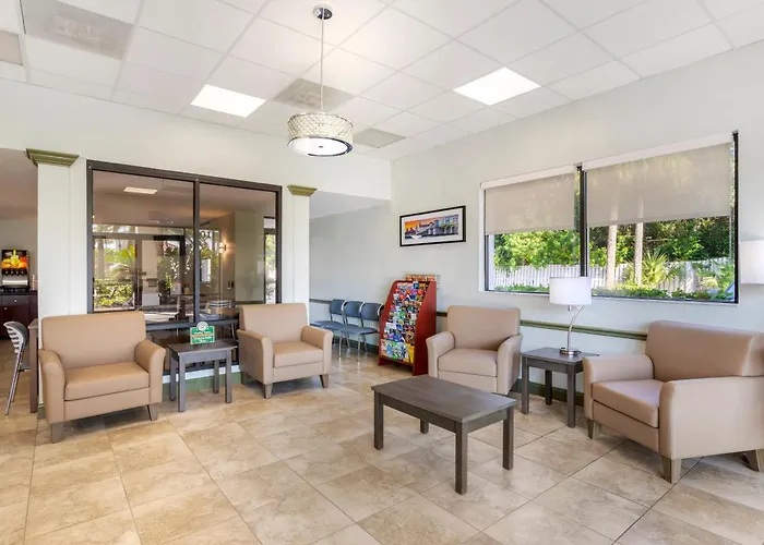 Quality Inn & Suites St Augustine Beach Area