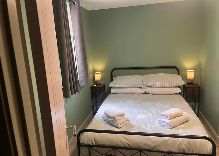Tumbledown Hotel