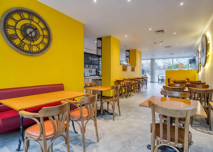 B&B Hotel Mons Gare
