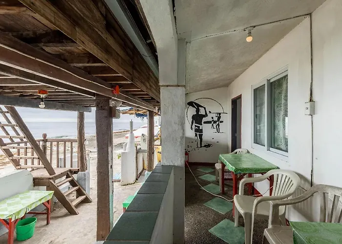 Monaliza Surf Resort La Union