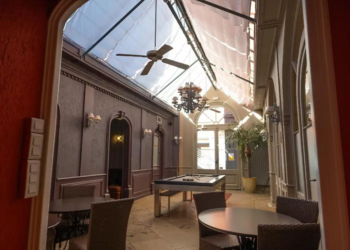 Logis Hotel De Bourgogne - Macon