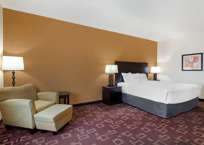 Best Western Plus Goliad Inn & Suites