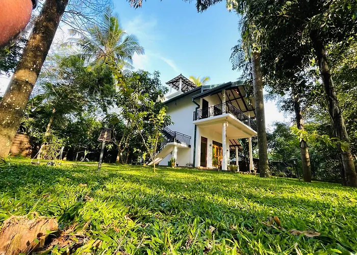 Yala Safari River View Hotel