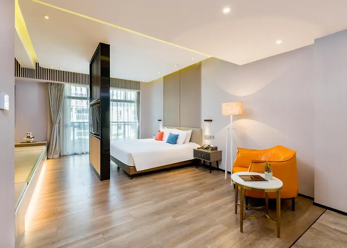 Xiamen Lujiang Mingjia Hotel