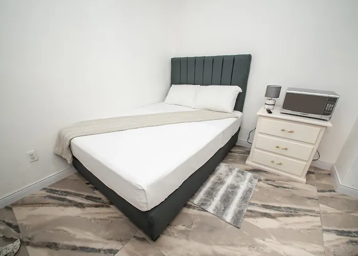 Maximum Beach Hotel