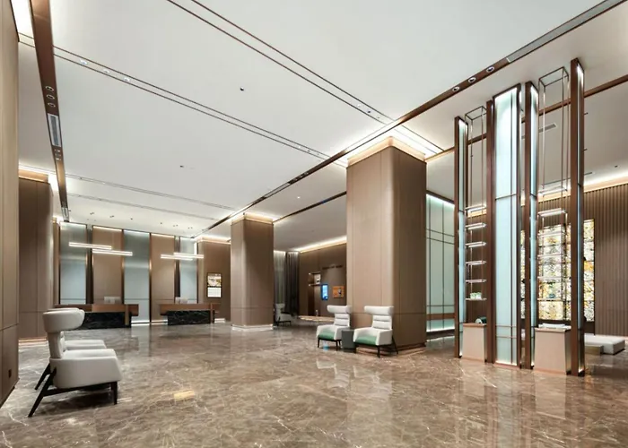 Atour Hotel Haikou Wanguo Metropolis Qilou Old Street