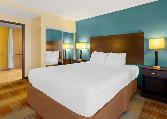 Best Western Date Tree Hotel