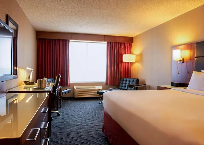 Radisson Hotel & Suites Fort Mcmurray