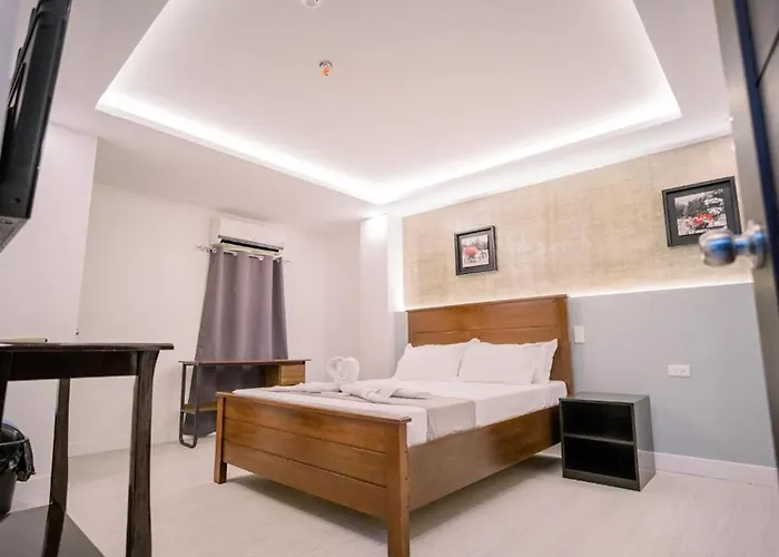 Spotlight Hotel Near Hundred Islands Wharf