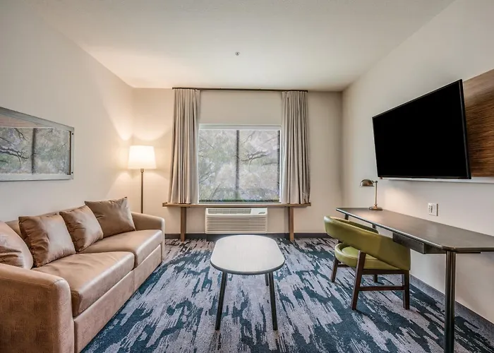 Holiday Inn Express & Suites Platteville By Ihg